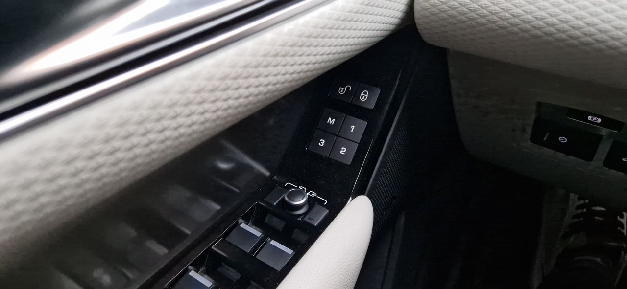 Land-Rover Range Rover Velar SE 2.0 D 180CV SE 4WD AUTOMATICO - Foto 32