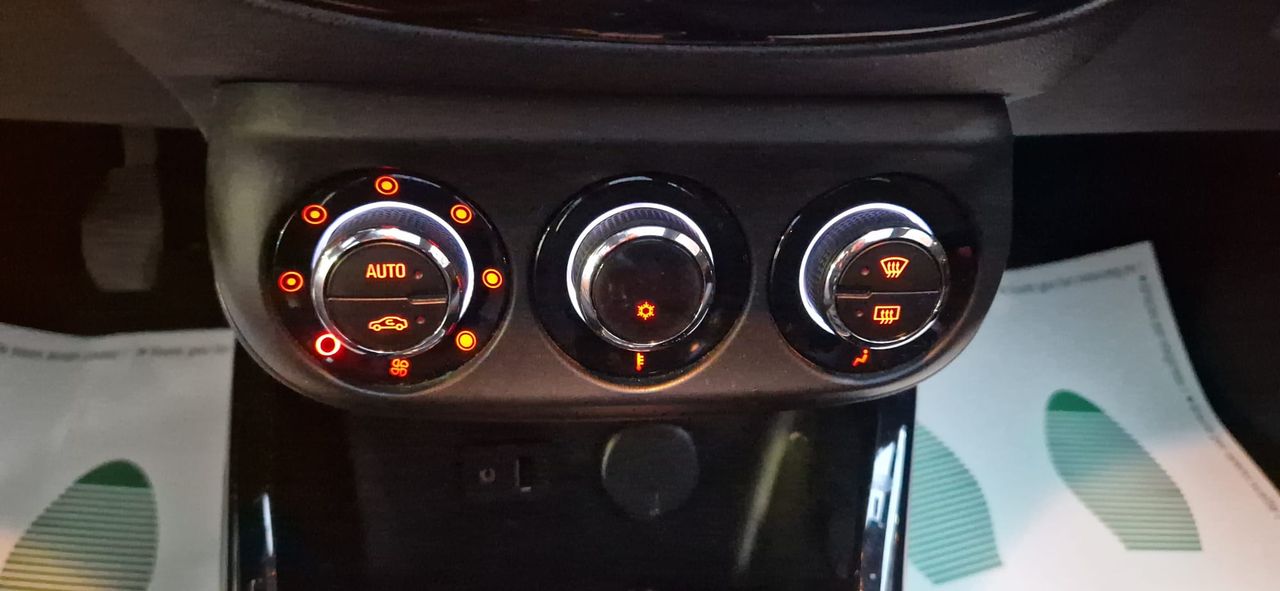 Opel Adam 1.4 87CV - Foto 23