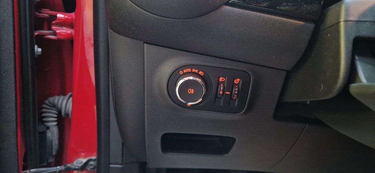 Opel Adam 1.4 87CV - Foto 16