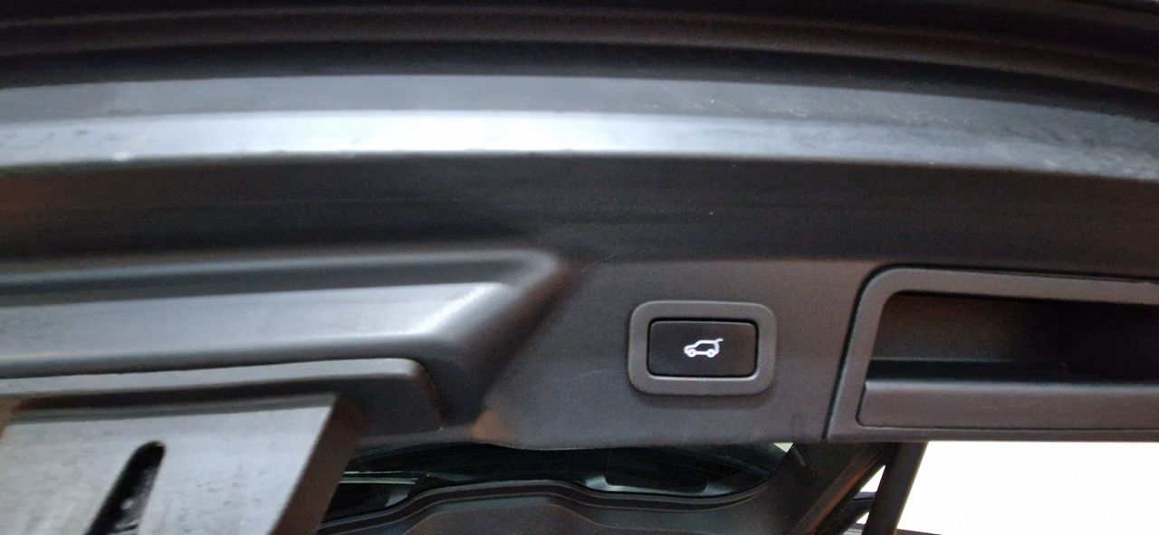 Land-Rover Range Rover Velar  2.0D I4 204CV SE 4WD  TECHO PANORAMICO - Foto 35