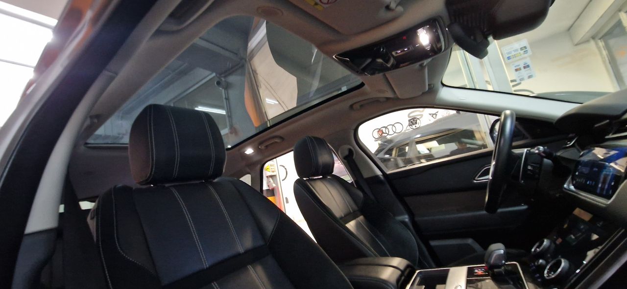 Land-Rover Range Rover Velar  2.0D I4 204CV SE 4WD  TECHO PANORAMICO - Foto 29