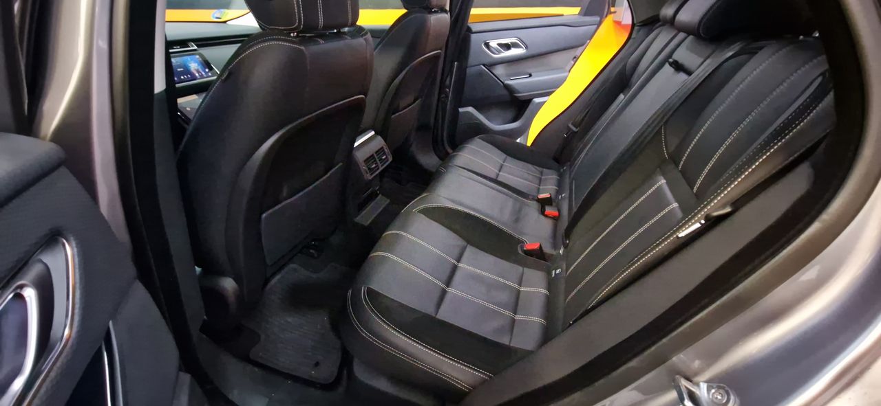 Land-Rover Range Rover Velar  2.0D I4 204CV SE 4WD  TECHO PANORAMICO - Foto 26