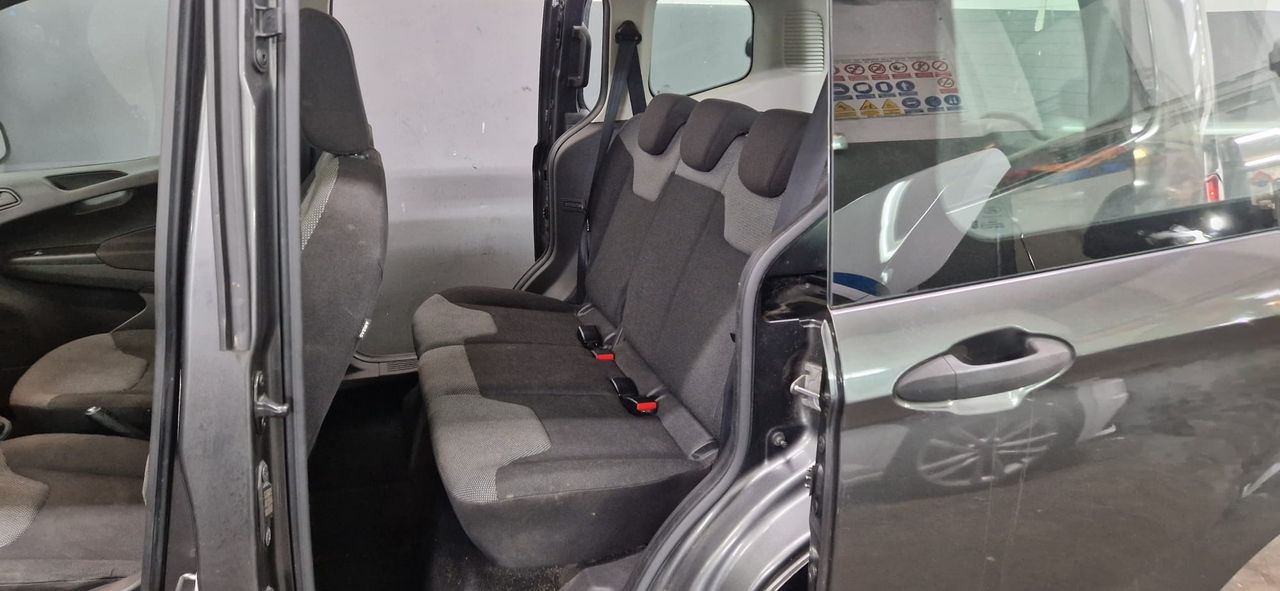 Ford Tourneo Courier Ambiente 1.0 EcoBoost 100 CV Start&Stop - Foto 11