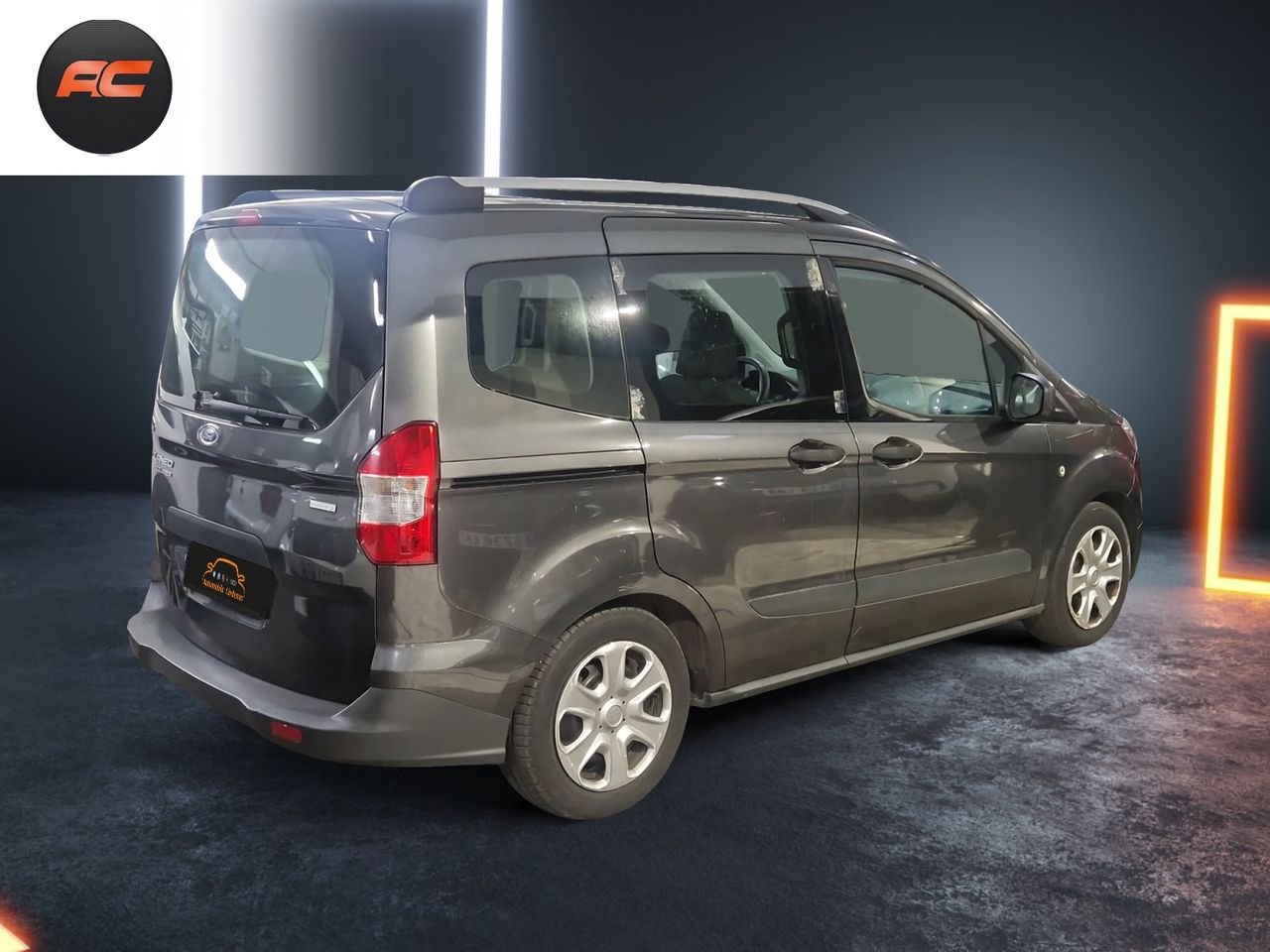 Ford Tourneo Courier Ambiente 1.0 EcoBoost 100 CV Start&Stop - Foto 4