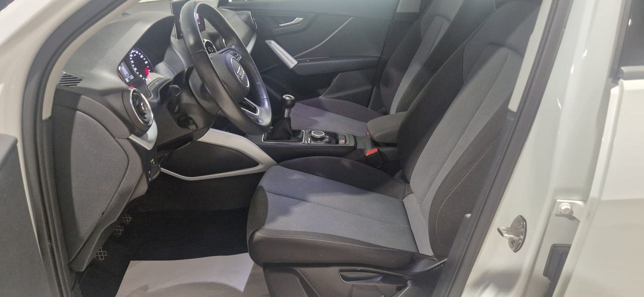 Audi Q2 30 TFSI 116CV BLACK LINE APPLE CARPLAY ANDROID AUTO - Foto 10