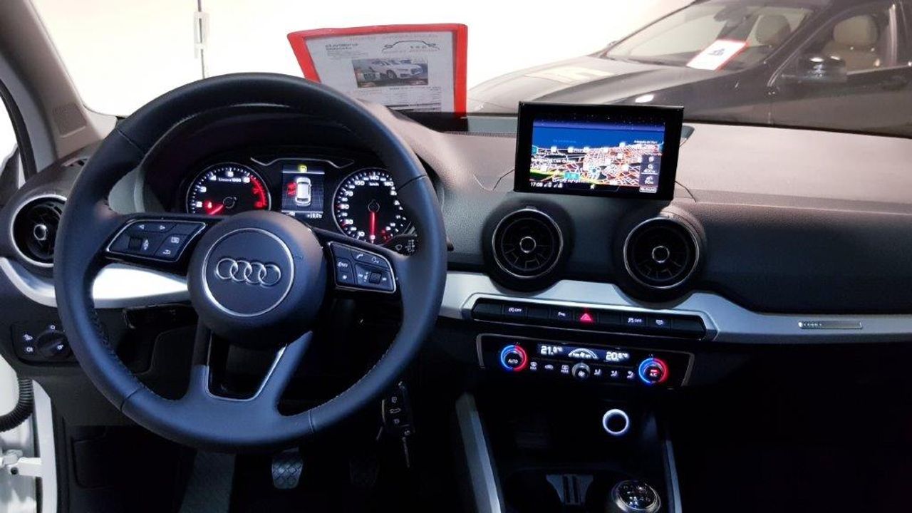 Audi Q2 30 TFSI 116CV DESIGN APPLE CARPLAY ANDROID AUTO - Foto 4