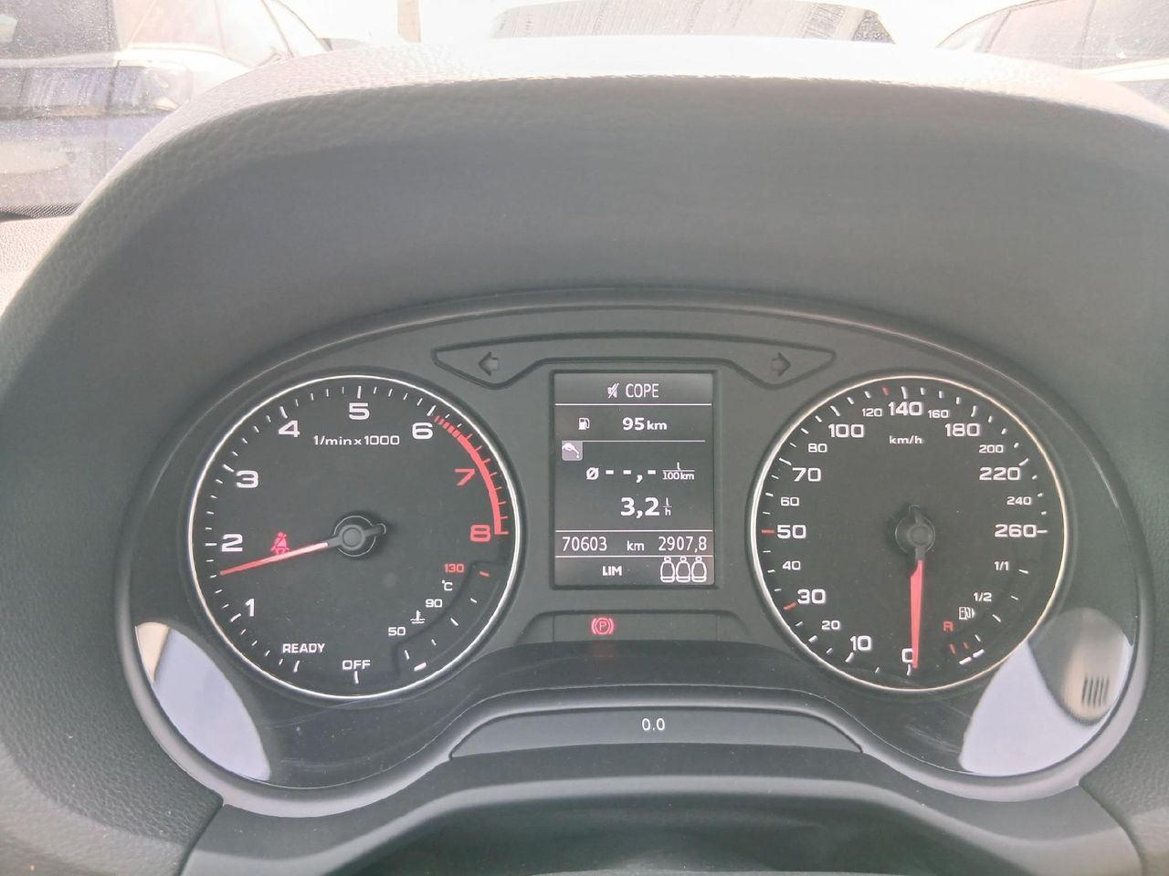 Audi Q2 30 TFSI 116CV DESIGN BLACK EDITION - Foto 35