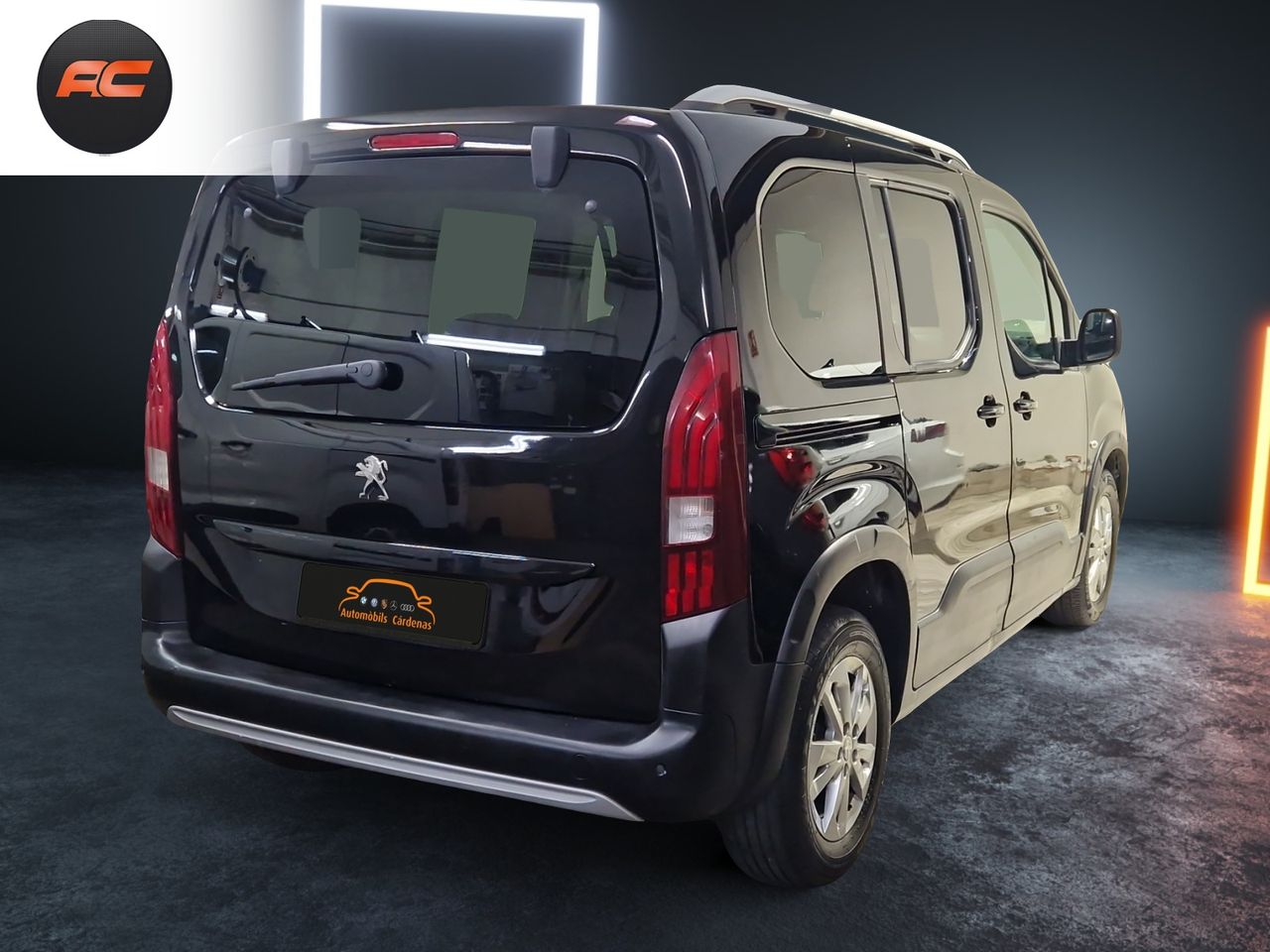 Peugeot Rifter Allure Standard BlueHDi 100 - Foto 6