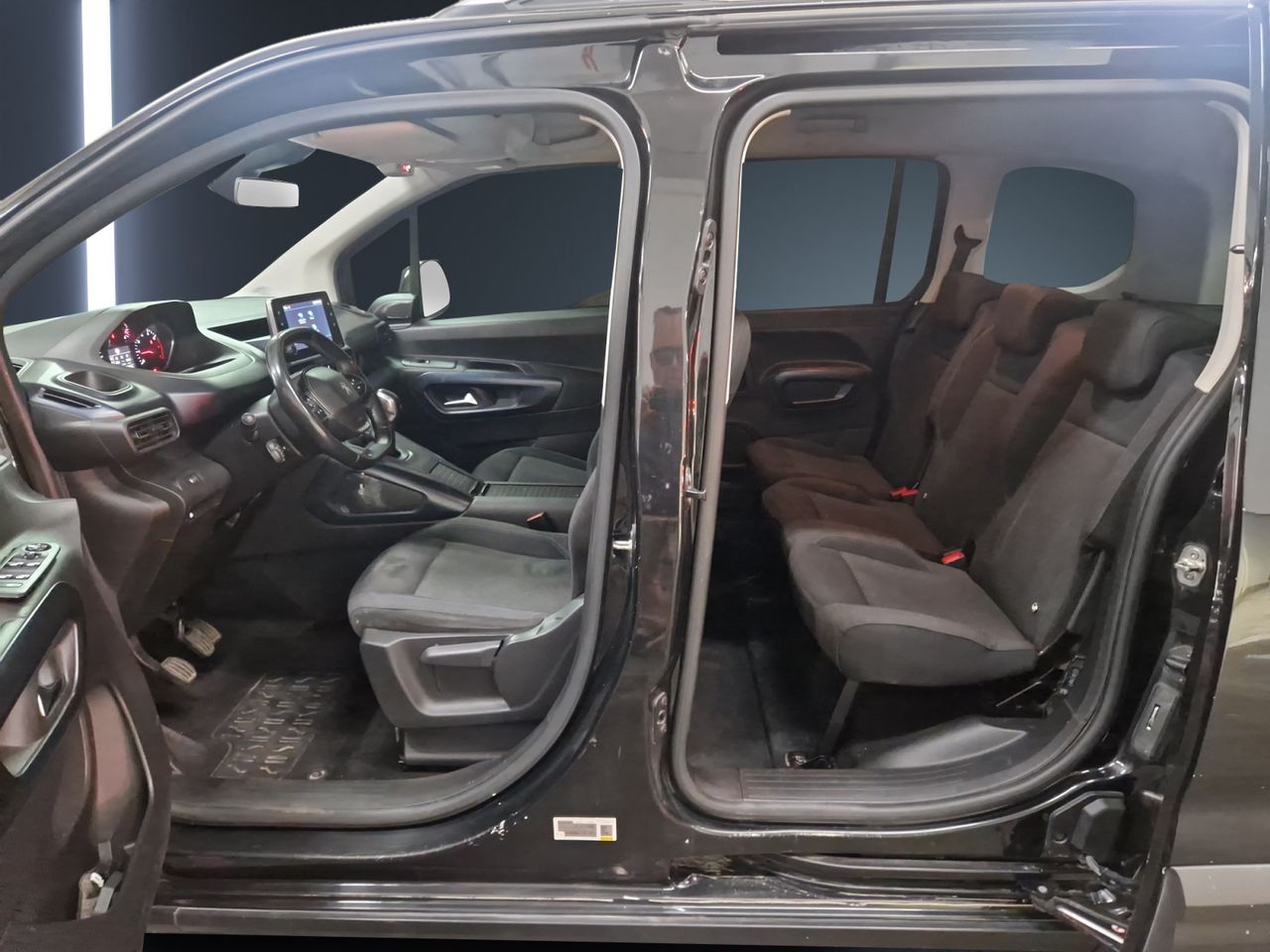 Peugeot Rifter Allure Standard BlueHDi 100 - Foto 9