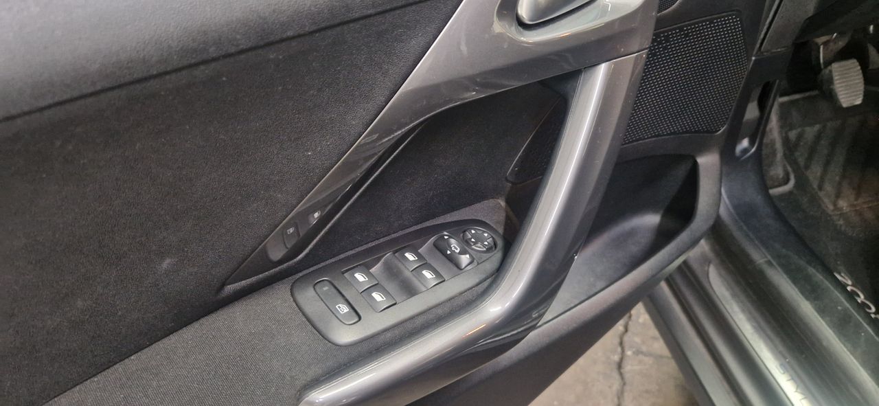 Peugeot 2008 Style 1.6 BlueHDi 100 - Foto 15