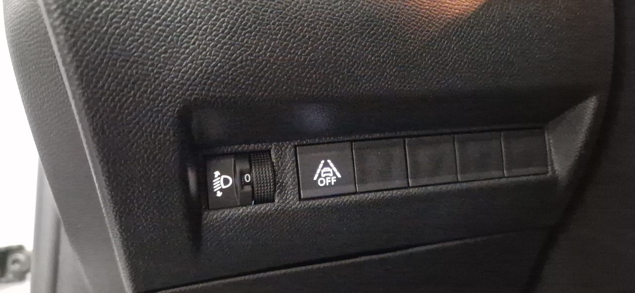 Peugeot 2008 1.5 HDI ACTIVE NAVEGADOR GPS - Foto 18