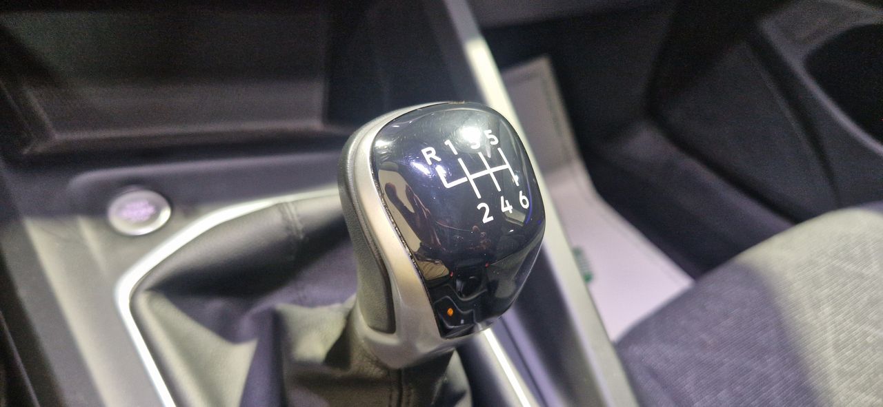 Volkswagen Golf 1.0 TSI 110CV LIFE APPLE CARPLAY ANROD AUTO - Foto 28