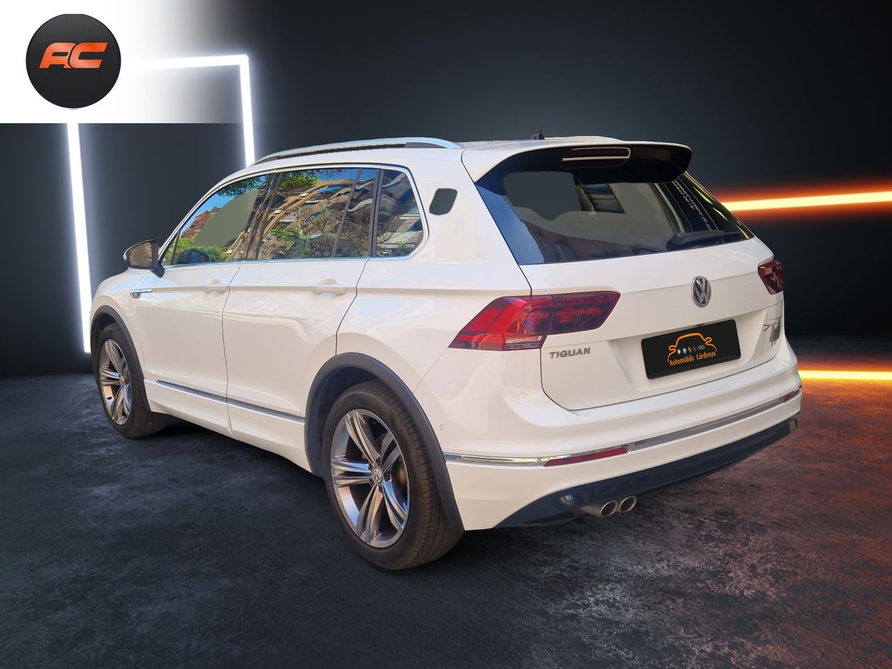 Volkswagen Tiguan 2.0 TDI 150CV R-LINE DSG FULL EQUIPE TECHO PANORÁMICO - Foto 4