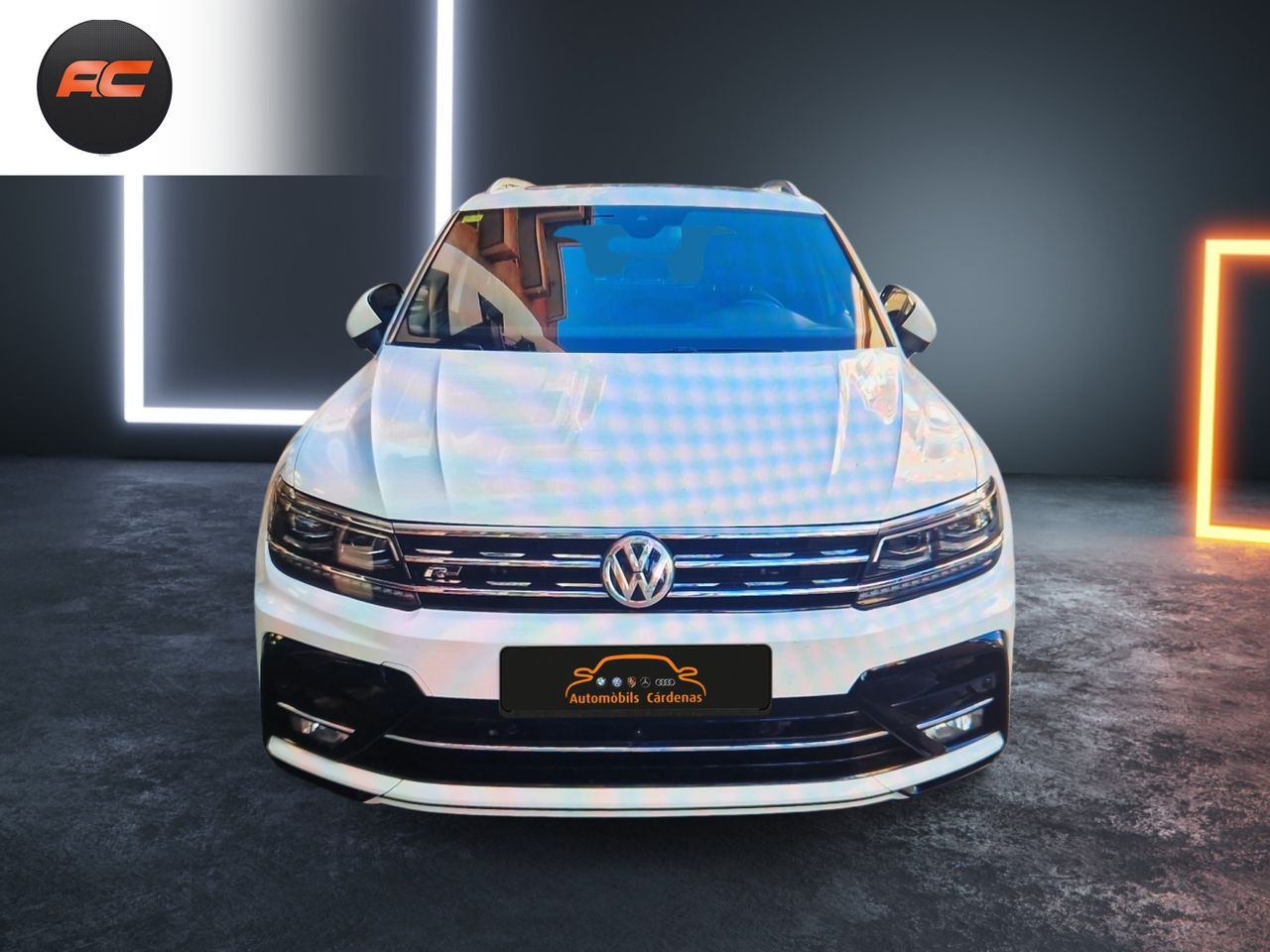 Volkswagen Tiguan 2.0 TDI 150CV R-LINE DSG FULL EQUIPE TECHO PANORÁMICO - Foto 8