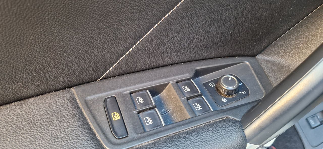 Volkswagen Tiguan 2.0 TDI 150CV R-LINE DSG FULL EQUIPE TECHO PANORÁMICO - Foto 11