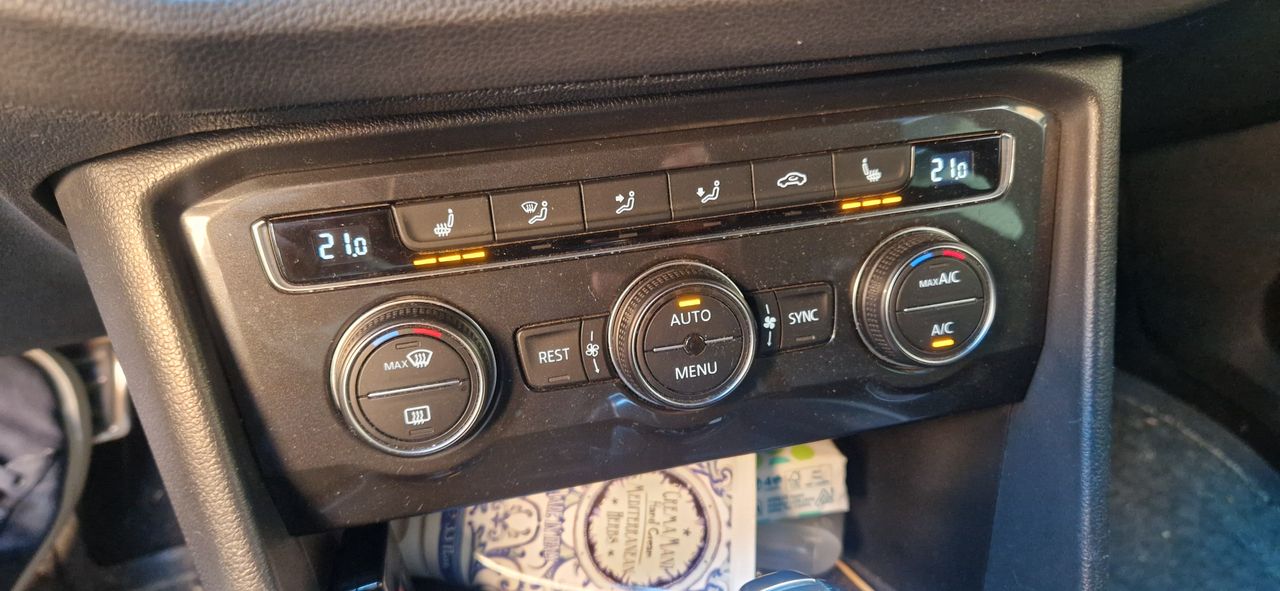 Volkswagen Tiguan 2.0 TDI 150CV R-LINE DSG FULL EQUIPE TECHO PANORÁMICO - Foto 15