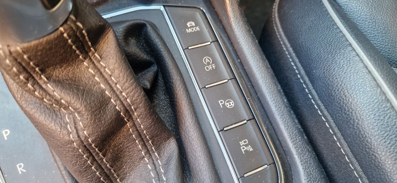 Volkswagen Tiguan 2.0 TDI 150CV R-LINE DSG FULL EQUIPE TECHO PANORÁMICO - Foto 18