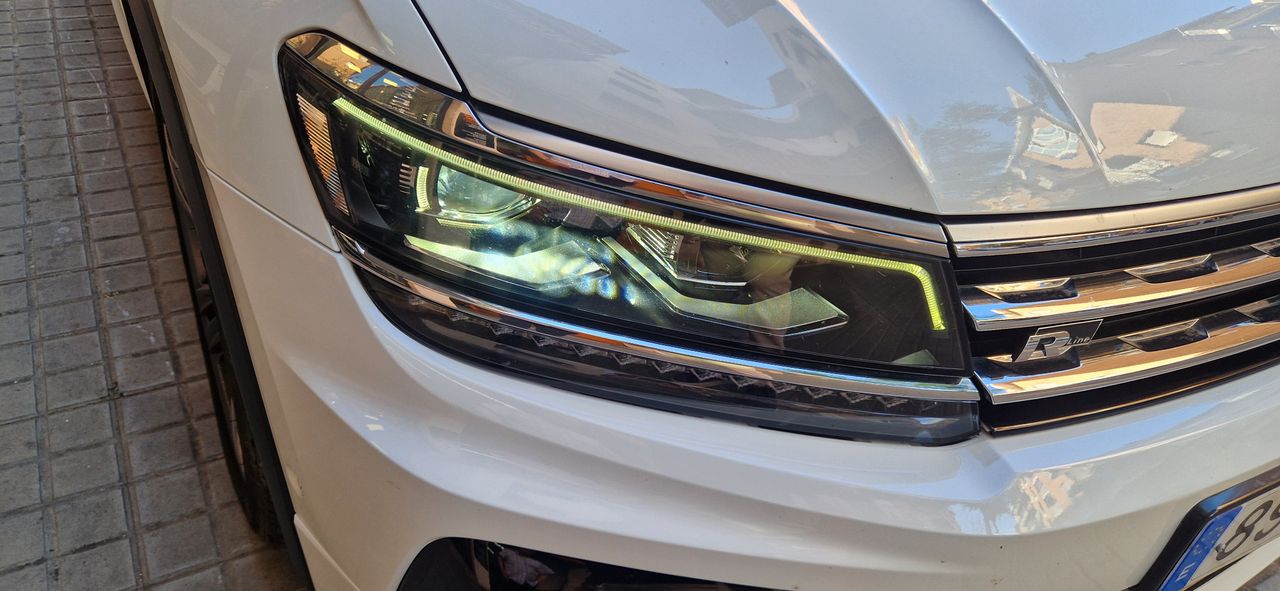 Volkswagen Tiguan 2.0 TDI 150CV R-LINE DSG FULL EQUIPE TECHO PANORÁMICO - Foto 26