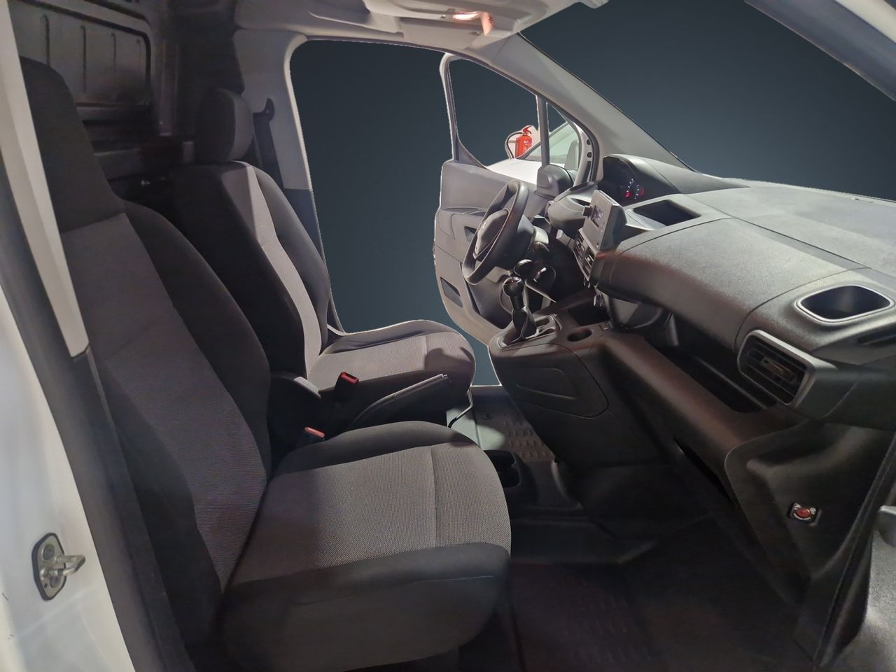 Peugeot Partner 1.5 HDI 100CV  PREMIUM L1 - Foto 10