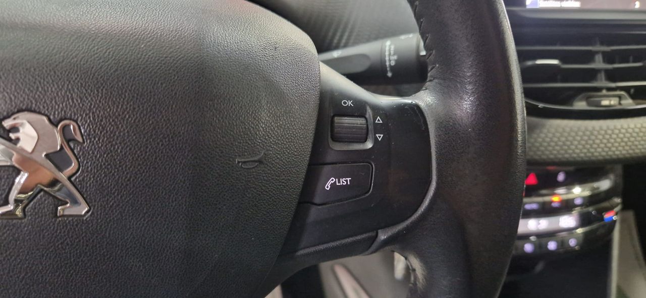 Peugeot 2008 Style 1.2 PureTech 82 - Foto 24