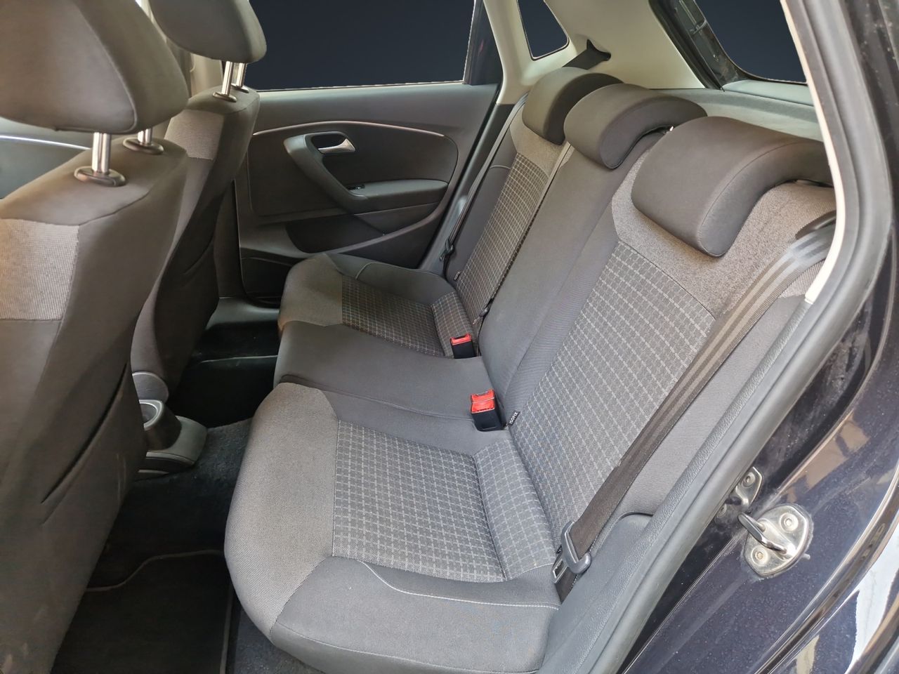 Volkswagen Polo 5p Advance 1.2 TSI 90 CV - Foto 13