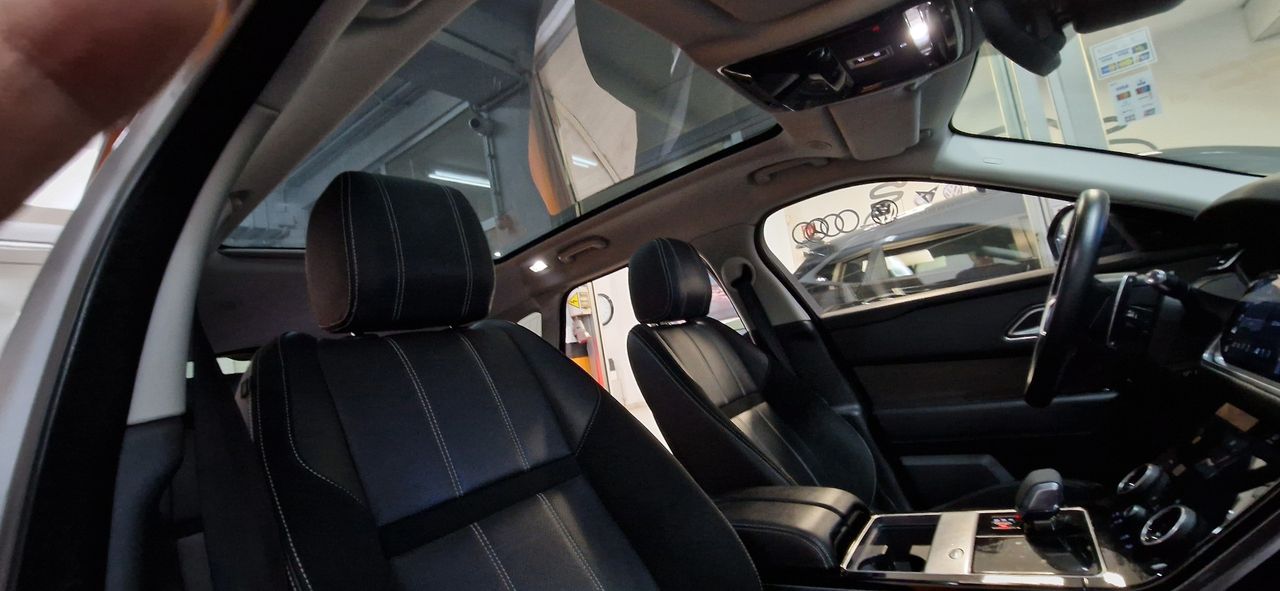 Land-Rover Range Rover Velar 2.0D I4 204CV SE 4WD TECHO PANORAMICO - Foto 31
