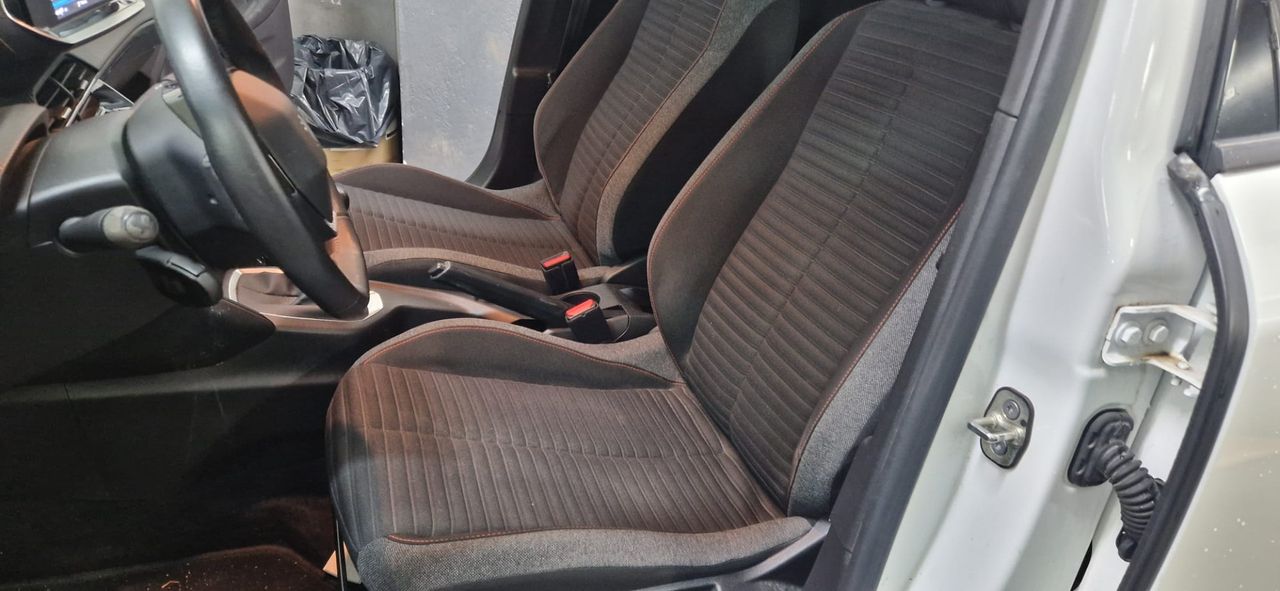 Peugeot 2008 1.5 HDI 100CV ACTIVE PACK APPLE CAR PLAY - Foto 11
