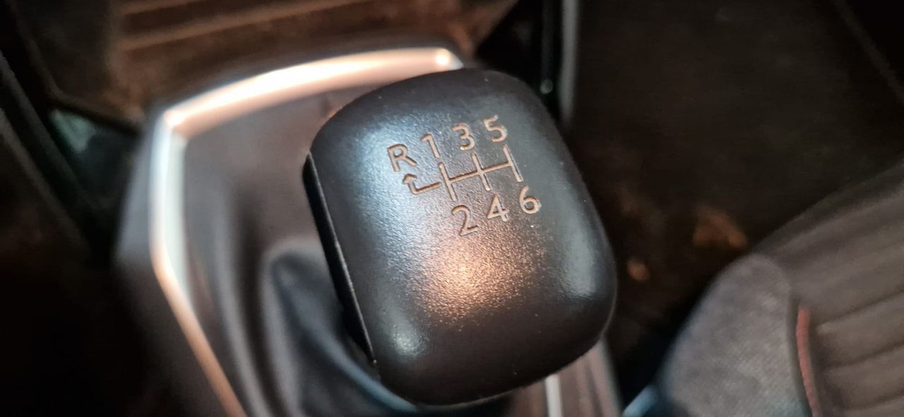 Peugeot 2008 1.5 HDI 100CV ACTIVE PACK APPLE CAR PLAY - Foto 23