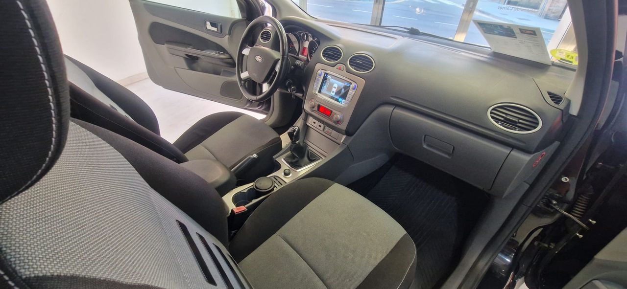 Ford Focus 1.8 TDCI 115CV TREND  3P PACK RS 18