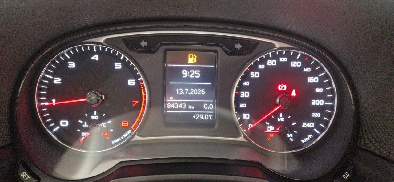 Audi A1 1.0 TFSI 95CV DESIGN 80.000 KMS - Foto 15