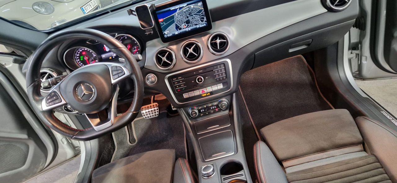 Mercedes Clase GLA 220 CDI  4 MATIC - Foto 18