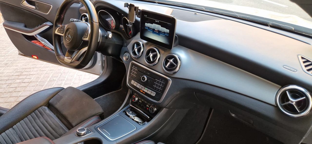 Mercedes Clase GLA 220 CDI  4 MATIC - Foto 13