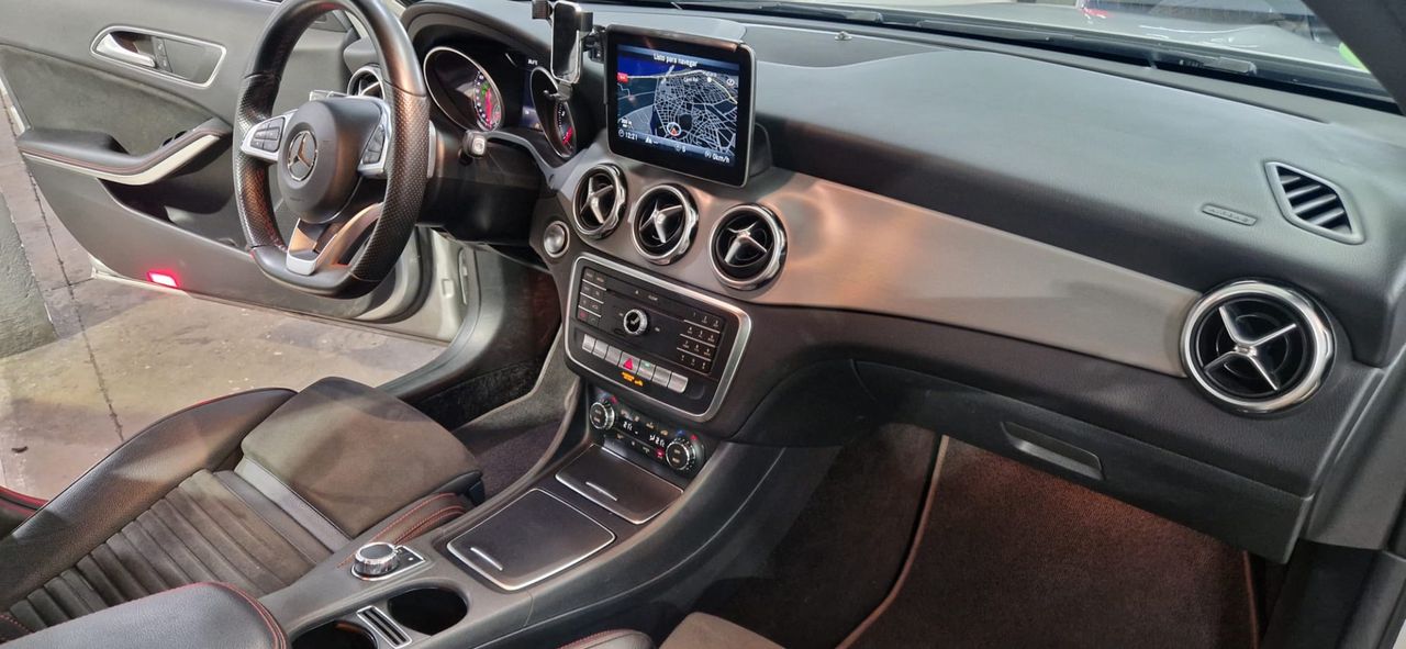 Mercedes Clase GLA 220 CDI  4 MATIC - Foto 16