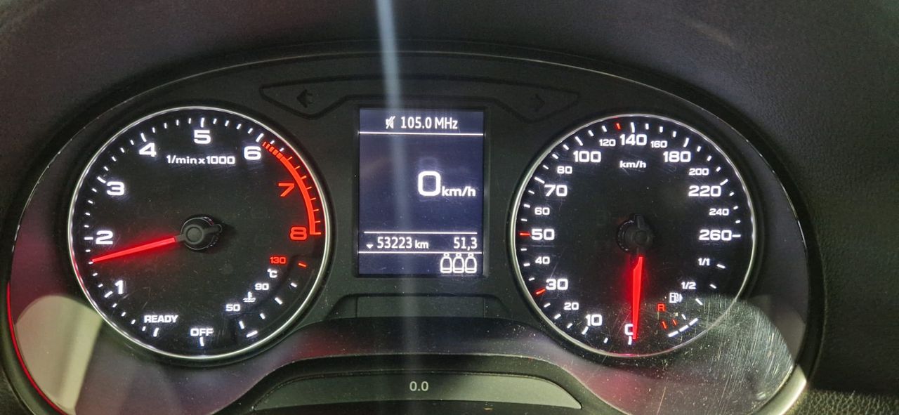 Audi Q2 30 TFSI BLACK EDITION - Foto 23