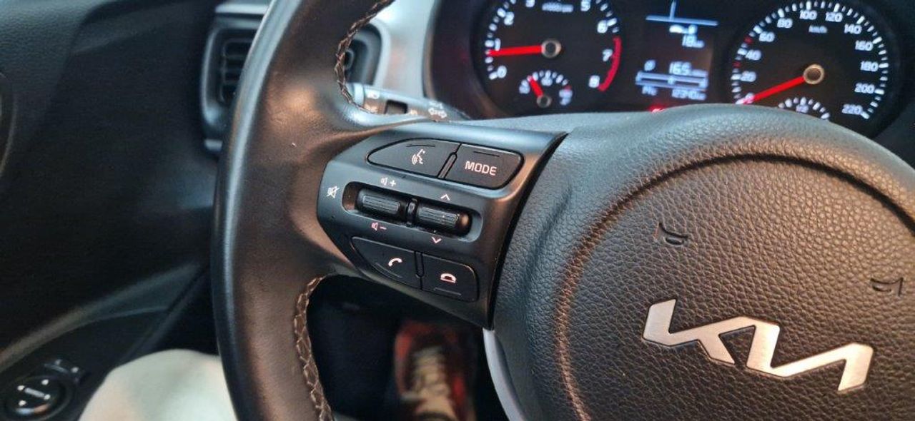 Kia Stonic 1.0 TGDI 100CV CONCEPT PLUS APPLE CARPLAY - Foto 24