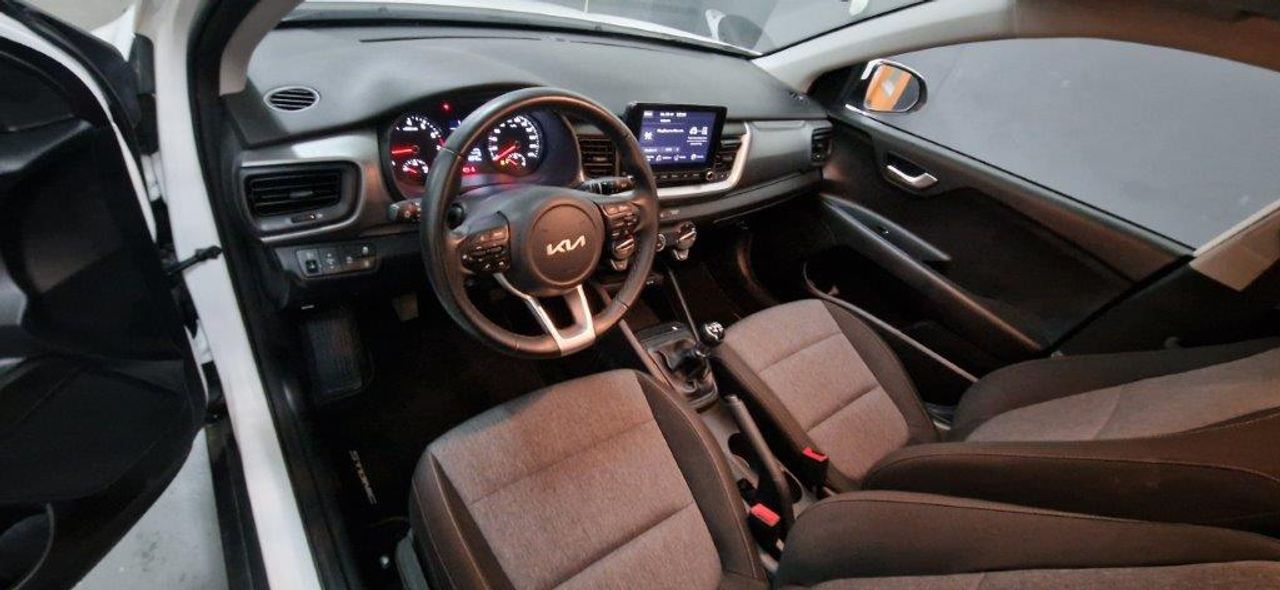 Kia Stonic 1.0 TGDI 100CV CONCEPT PLUS APPLE CARPLAY - Foto 5