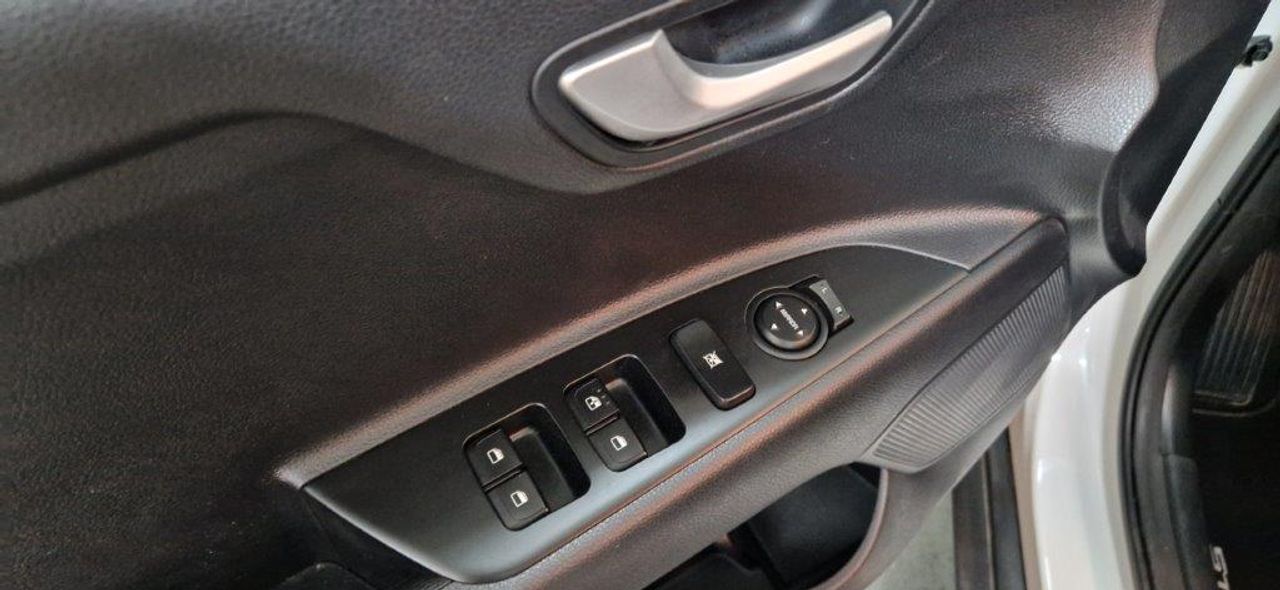 Kia Stonic 1.0 TGDI 100CV CONCEPT PLUS APPLE CARPLAY - Foto 7