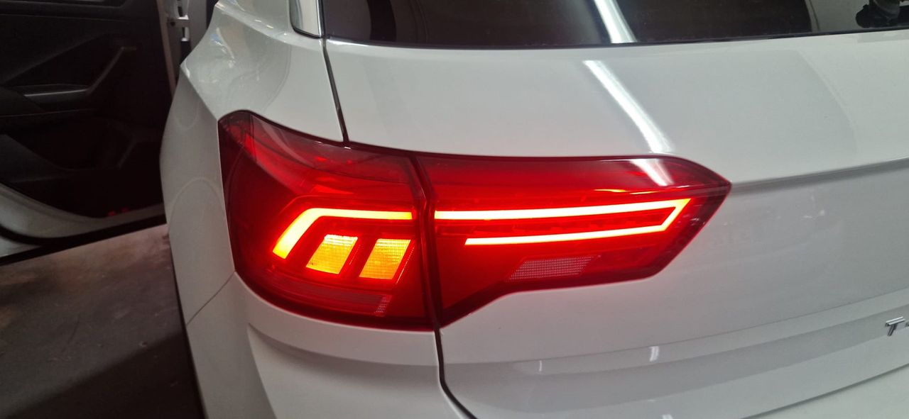 Volkswagen T-Roc 1.5 TFSI 150CV DSG ADVANCED - Foto 27