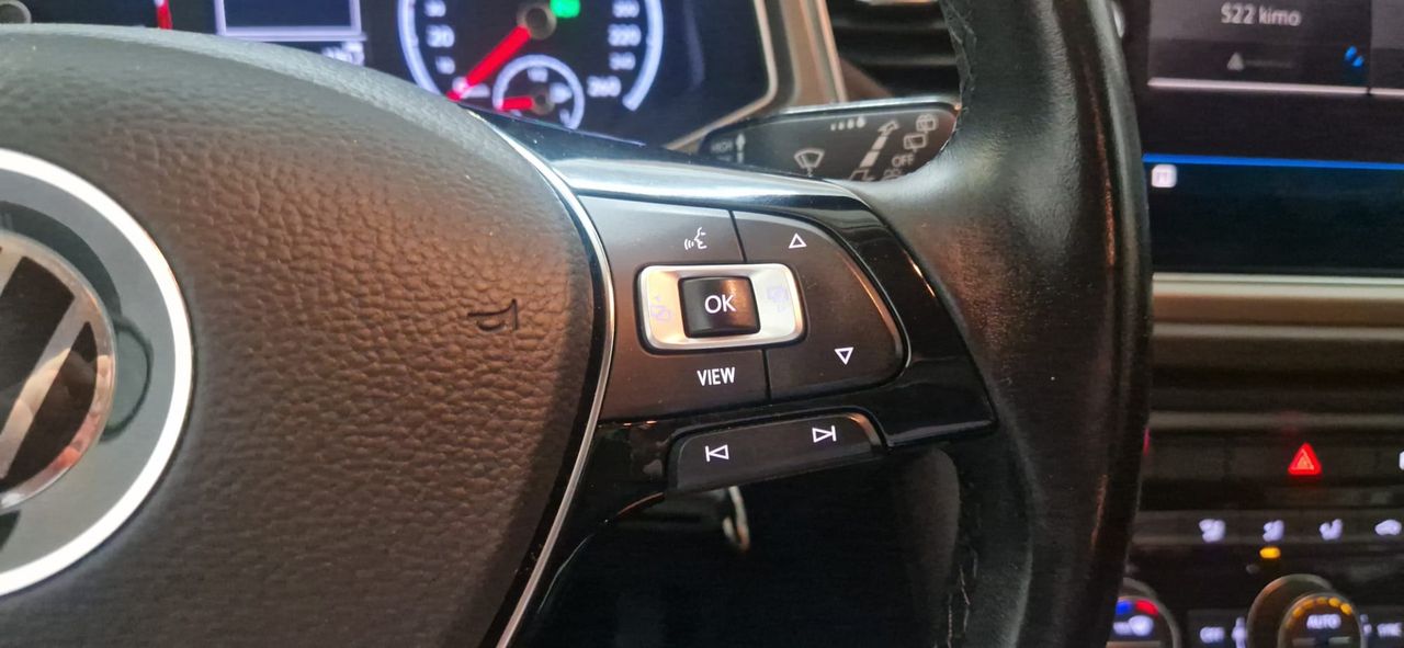 Volkswagen T-Roc 1.5 TFSI 150CV DSG ADVANCED - Foto 17