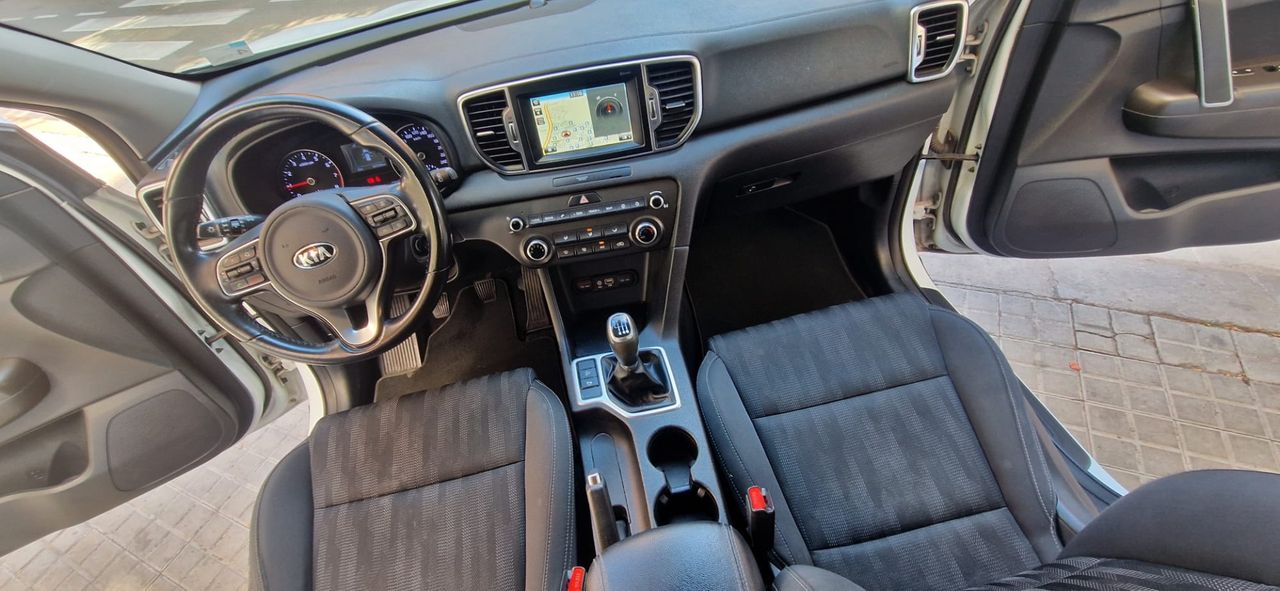 Kia Sportage 1.6 GDi Drive 4x2 97 kW - Foto 16
