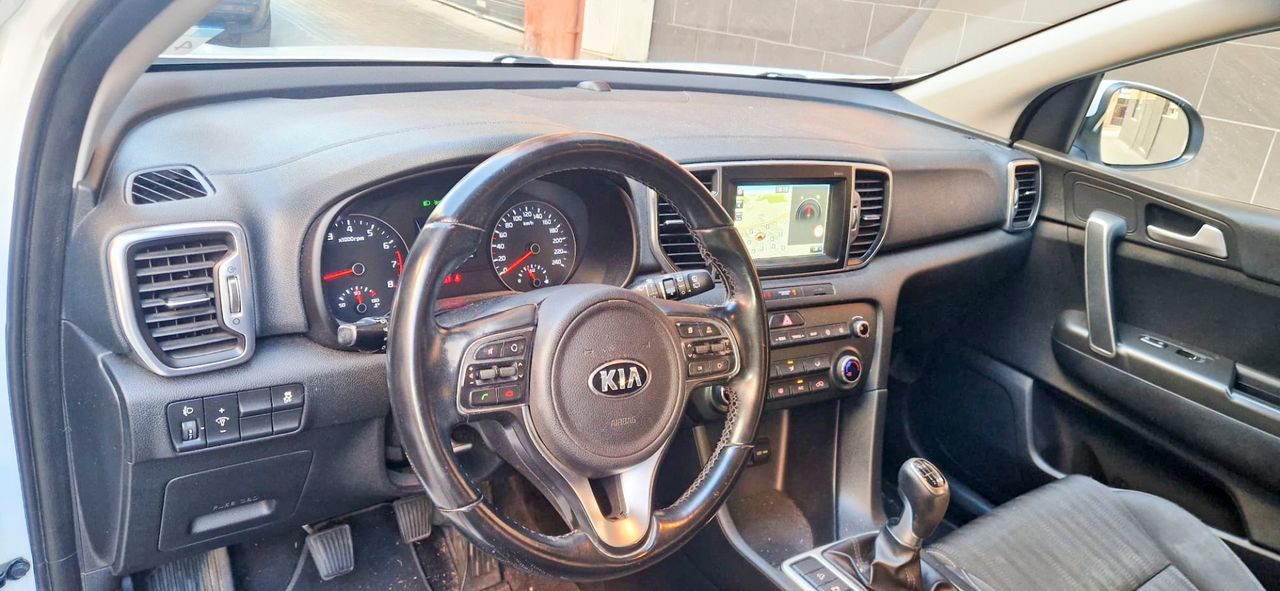 Kia Sportage 1.6 GDi Drive 4x2 97 kW - Foto 9