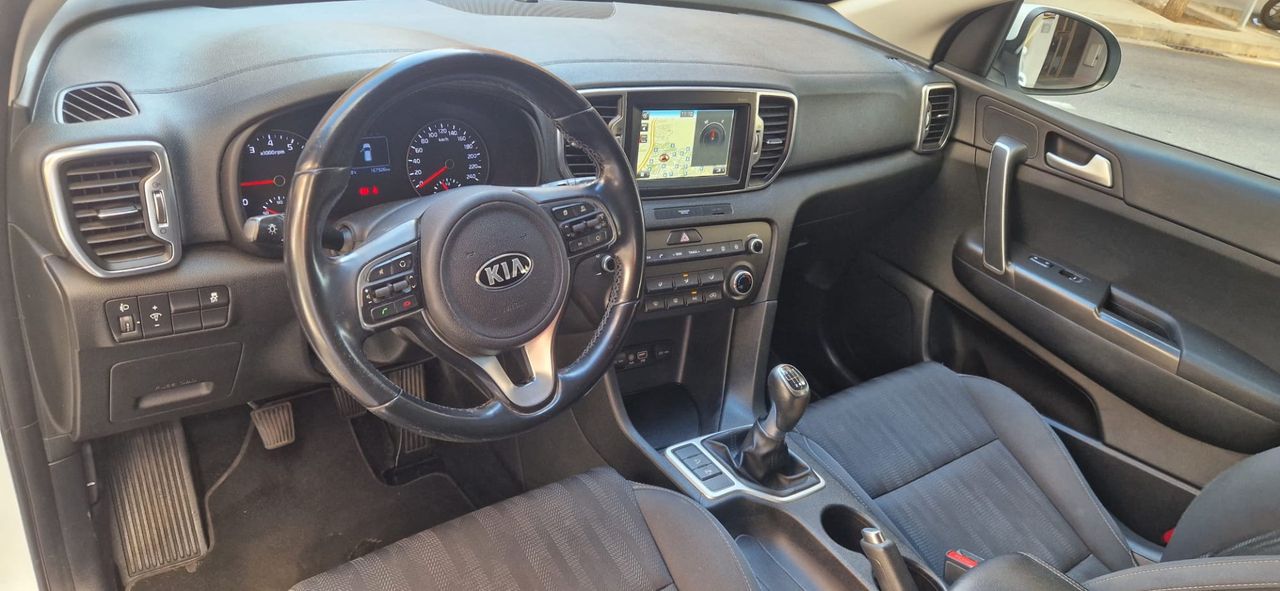 Kia Sportage 1.6 GDi Drive 4x2 97 kW - Foto 9