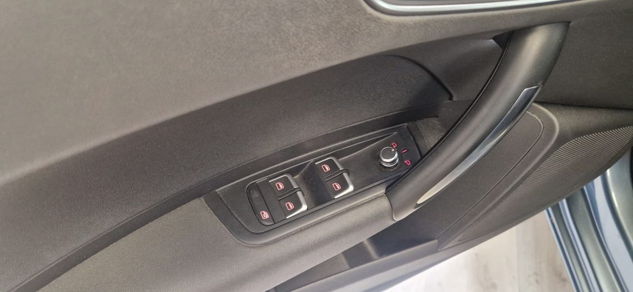 Audi A1 1.0 TFSI 95CV DESIGN - Foto 9