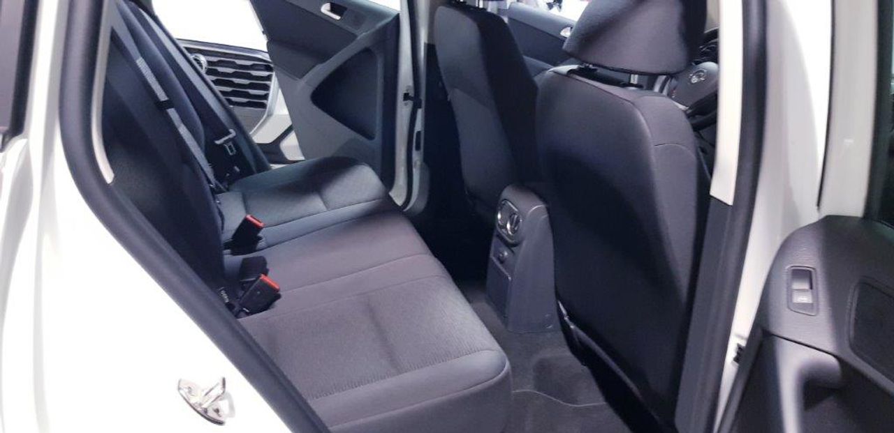 Volkswagen Tiguan 2.0 TDI 110CV 4X2 BLUEMOTION - Foto 16