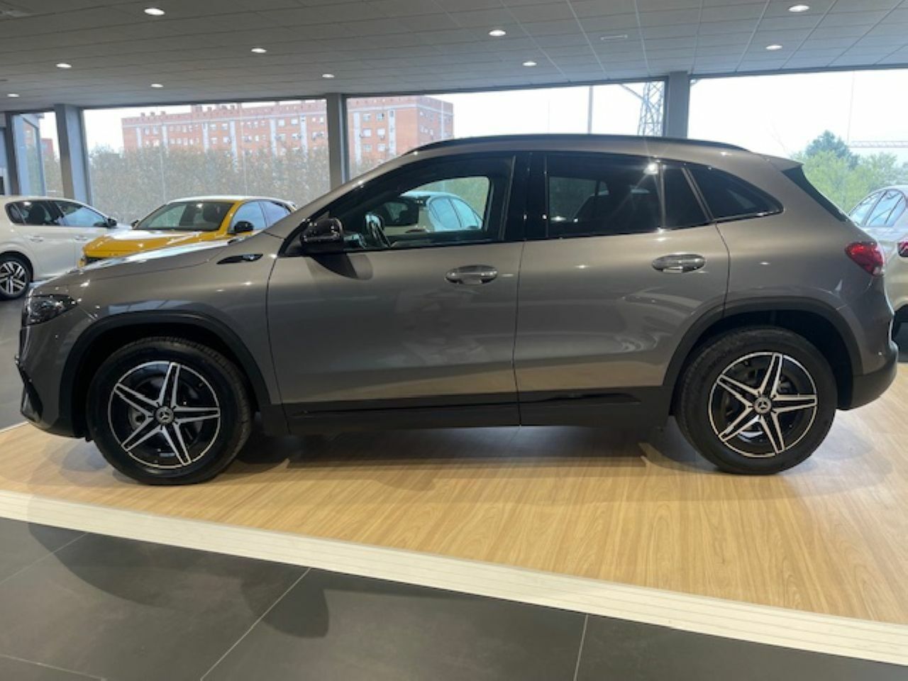 mercedes eqa 2022 / foto grande (3)