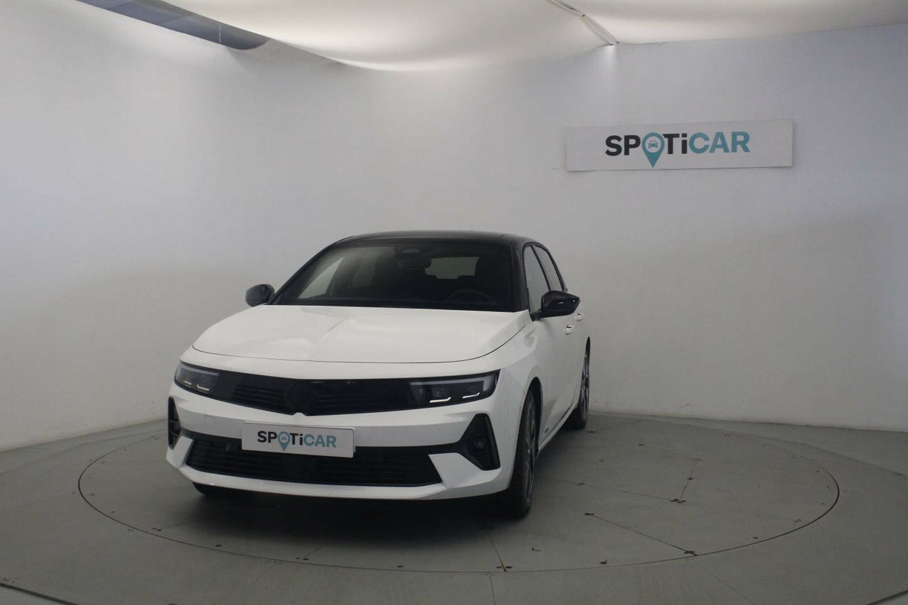 Neumaticos 215  de segunda mano - opel astra 2023 /