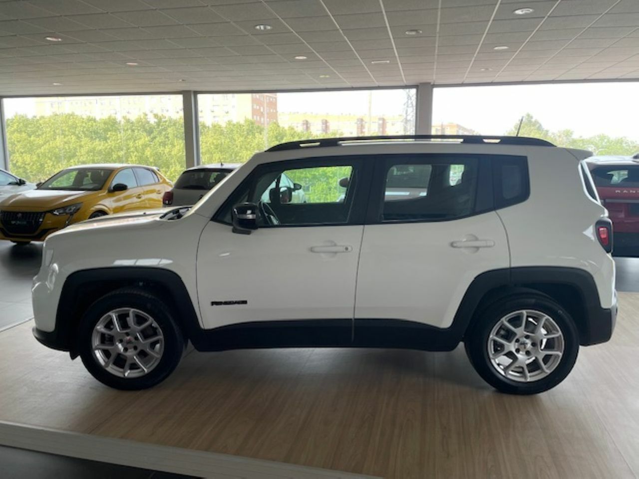 jeep renegade 2023 / foto grande (2)