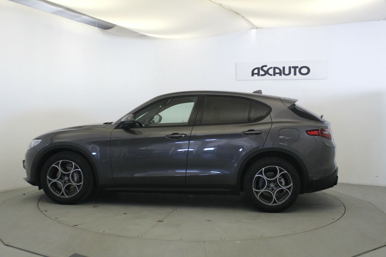 alfa romeo stelvio 2023 / foto grande (2)