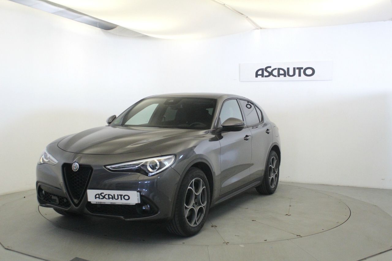 Foto alfa romeo stelvio 2023 /