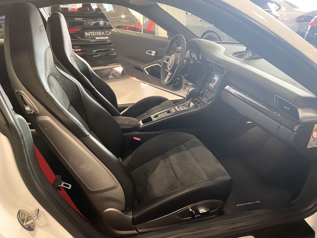 Porsche 911 Carrera GTS  - Foto 8